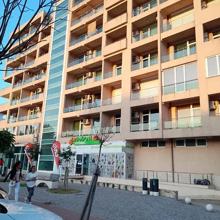 アパート Apolonia Cata Si Miha