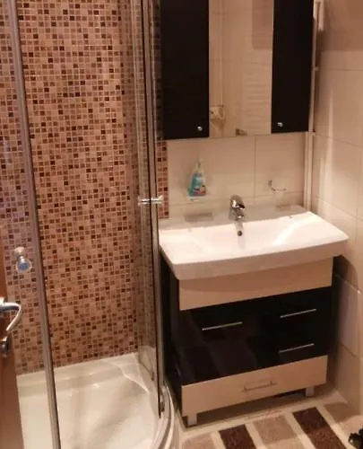 Lägenhet Apolonia Cata Si Miha